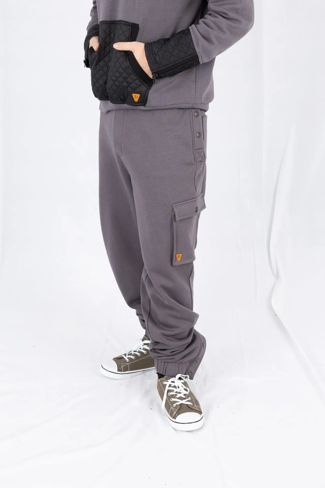 Adaptive Kids Cargo Joggers: Adjustable Elastic Waist & Side Zipper for Easy Undressing