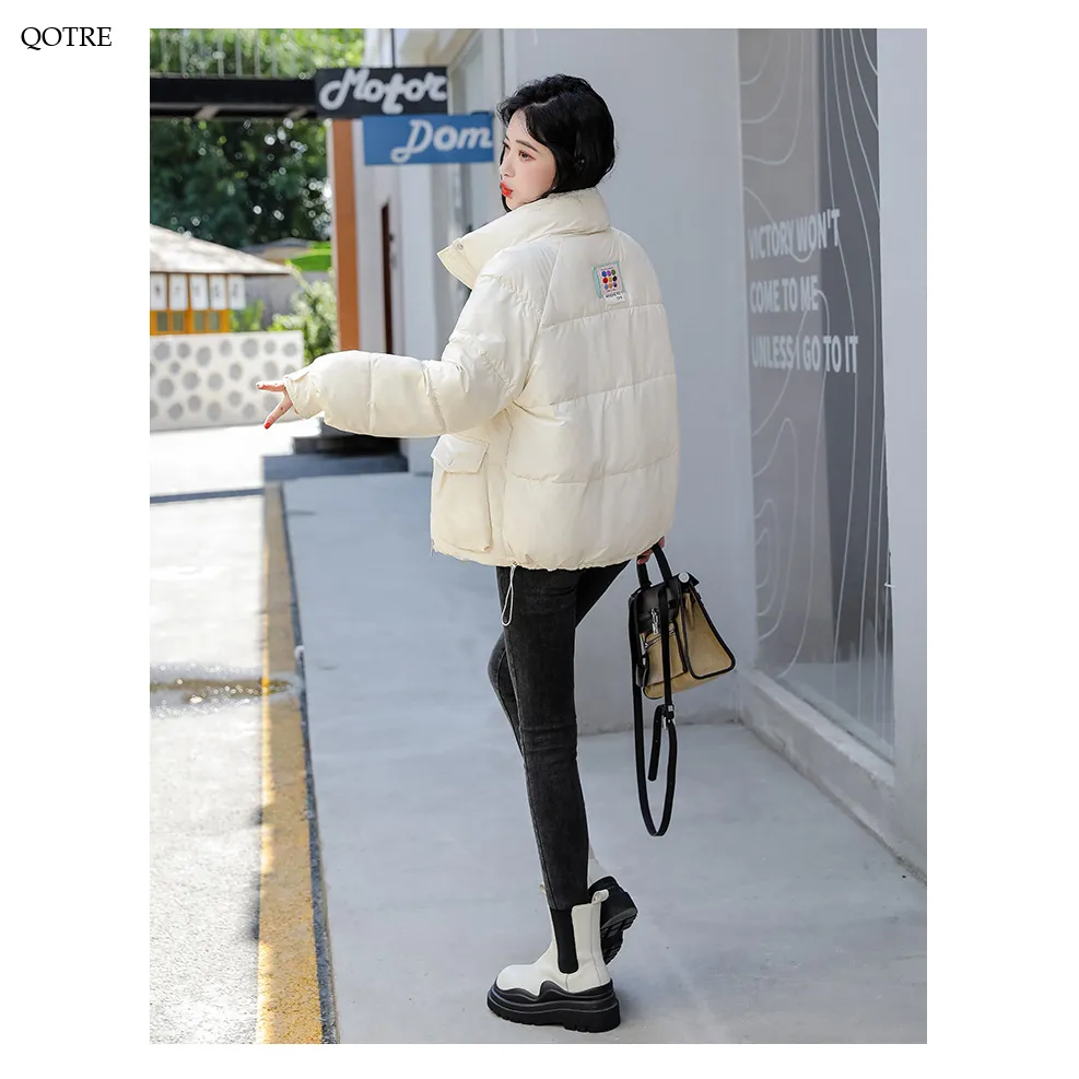 Big Pocket Stand-Up Collar Cropped Puffer Jacket