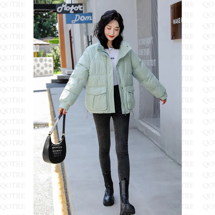 Big Pocket Stand-Up Collar Cropped Puffer Jacket