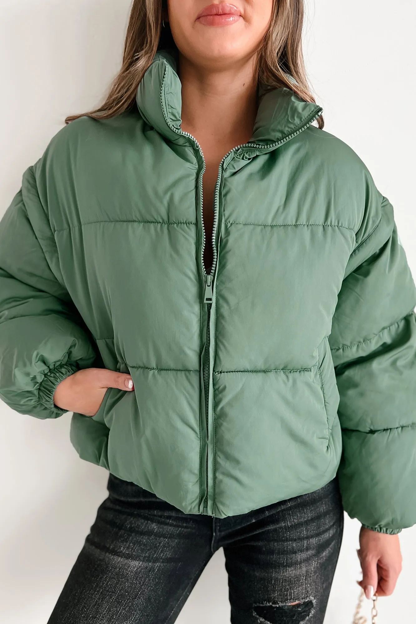 Changing Climate Detachable Sleeve Puffer Jacket (Green)