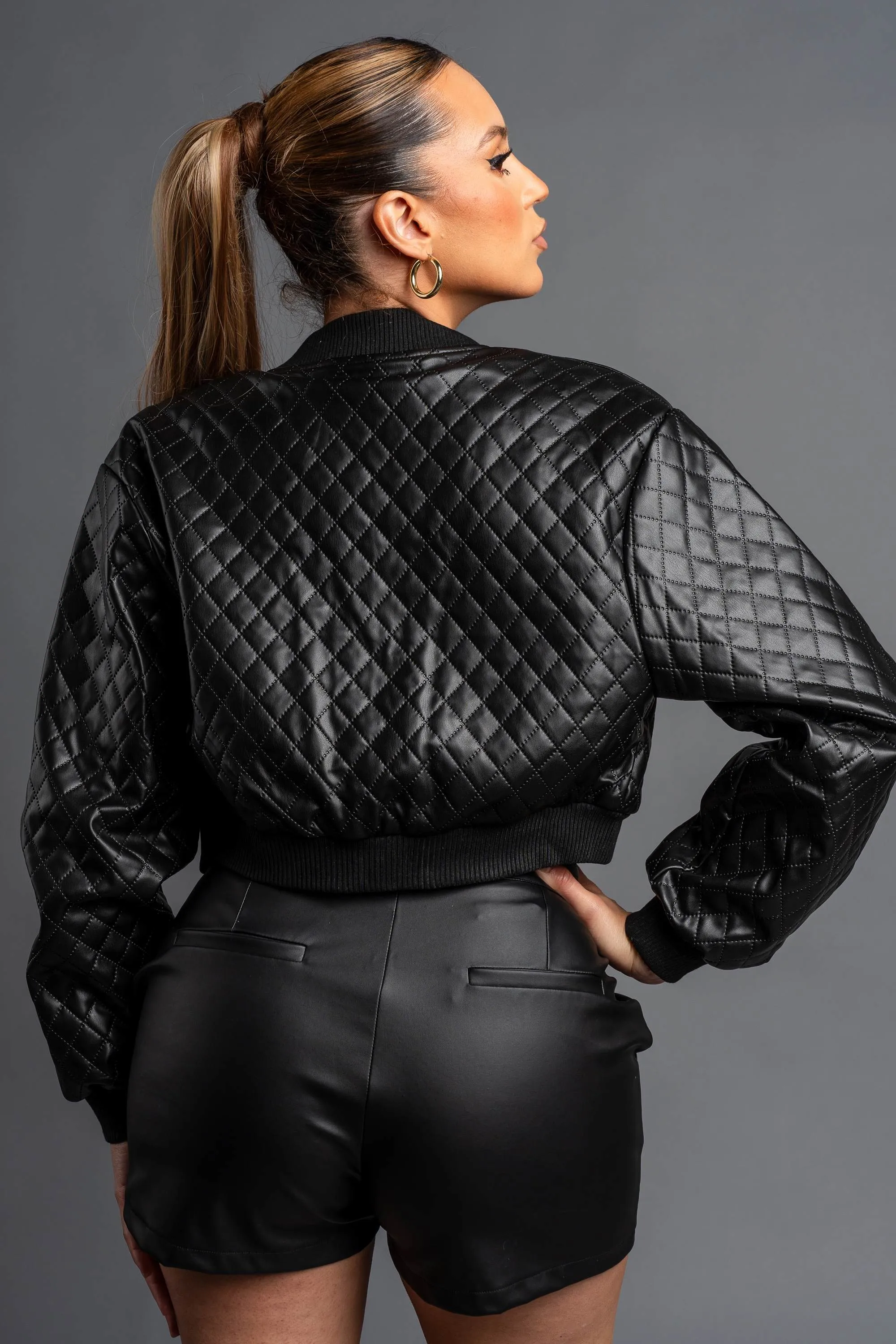 CHIC QUILTED PLEATER CROPPED PU BOMBER JACKET