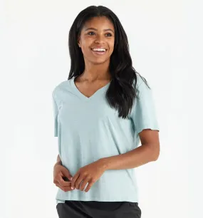 Free Fly Women's Bamboo Heritage V Neck Tee in Heather Ocean Mist