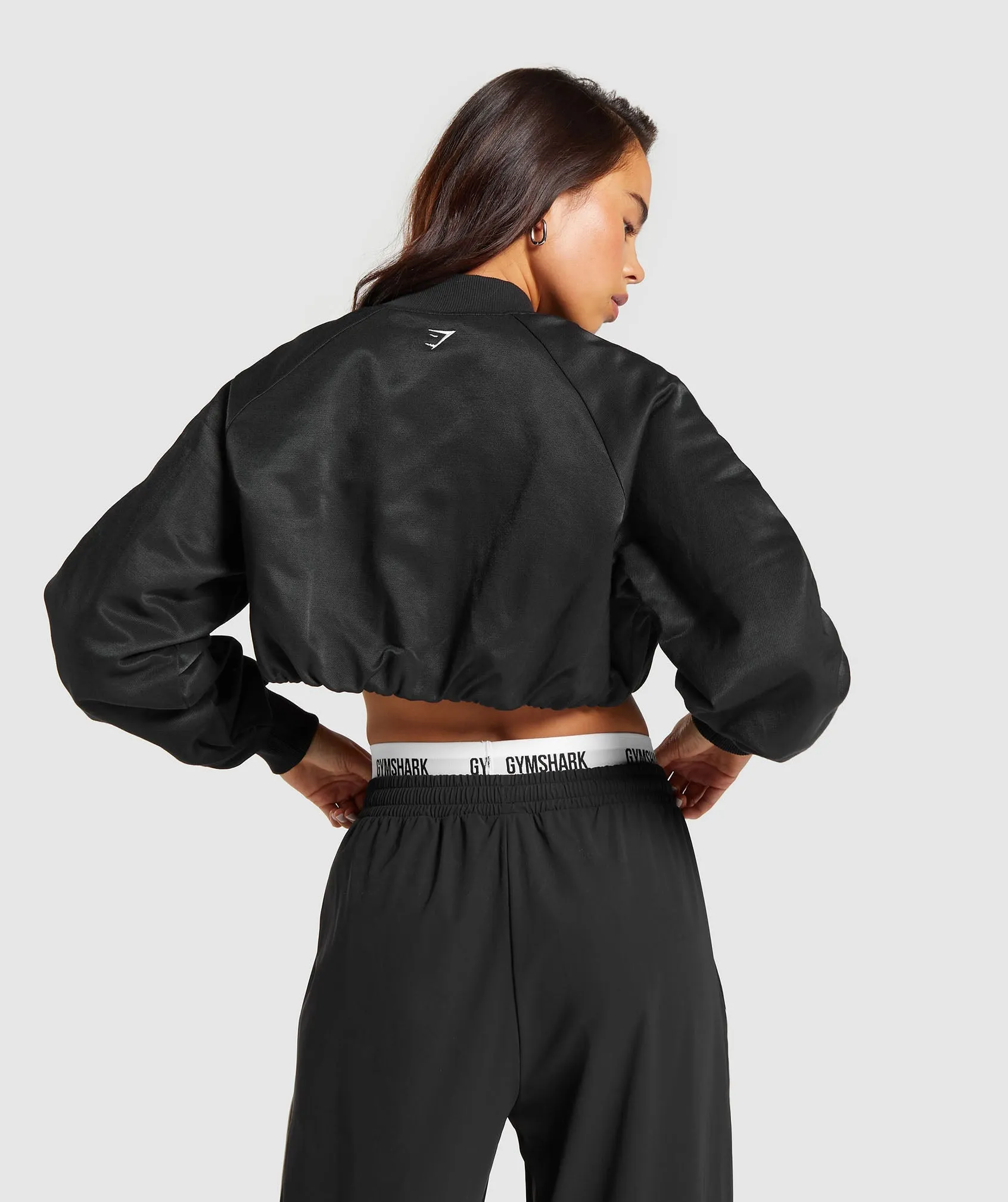 Gymshark Cropped Bomber Jacket - Black