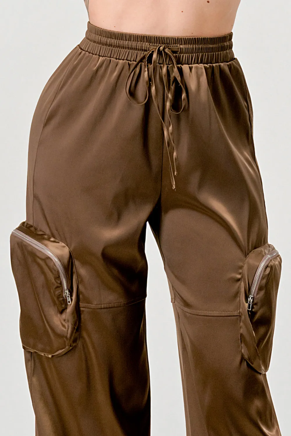 HEAVY STRETCH SATIN ELASTIC WAISTBAND CARGO PANTS