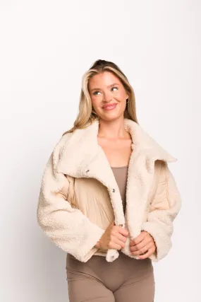 Jacey Quilted Jacket with Fluffy Shearling in Light Taupe