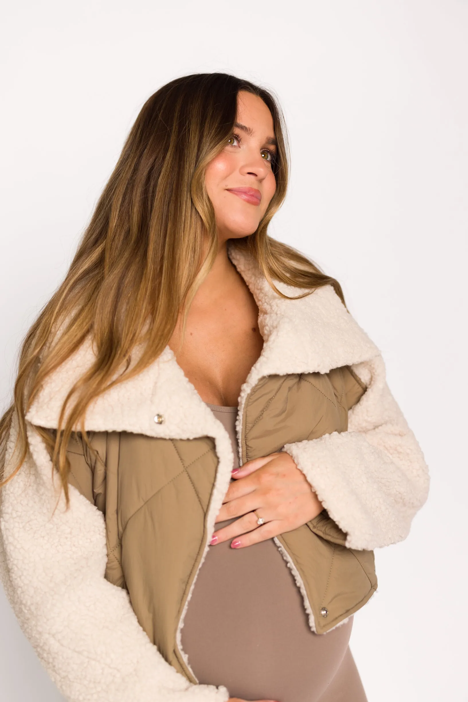 Jacey Quilted Jacket With Fluffy Shearling in Olive