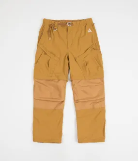 Nike ACG Smith Summit Cargo Pants - Gold Suede / Ale Brown / Ale Brown / Sanddrift