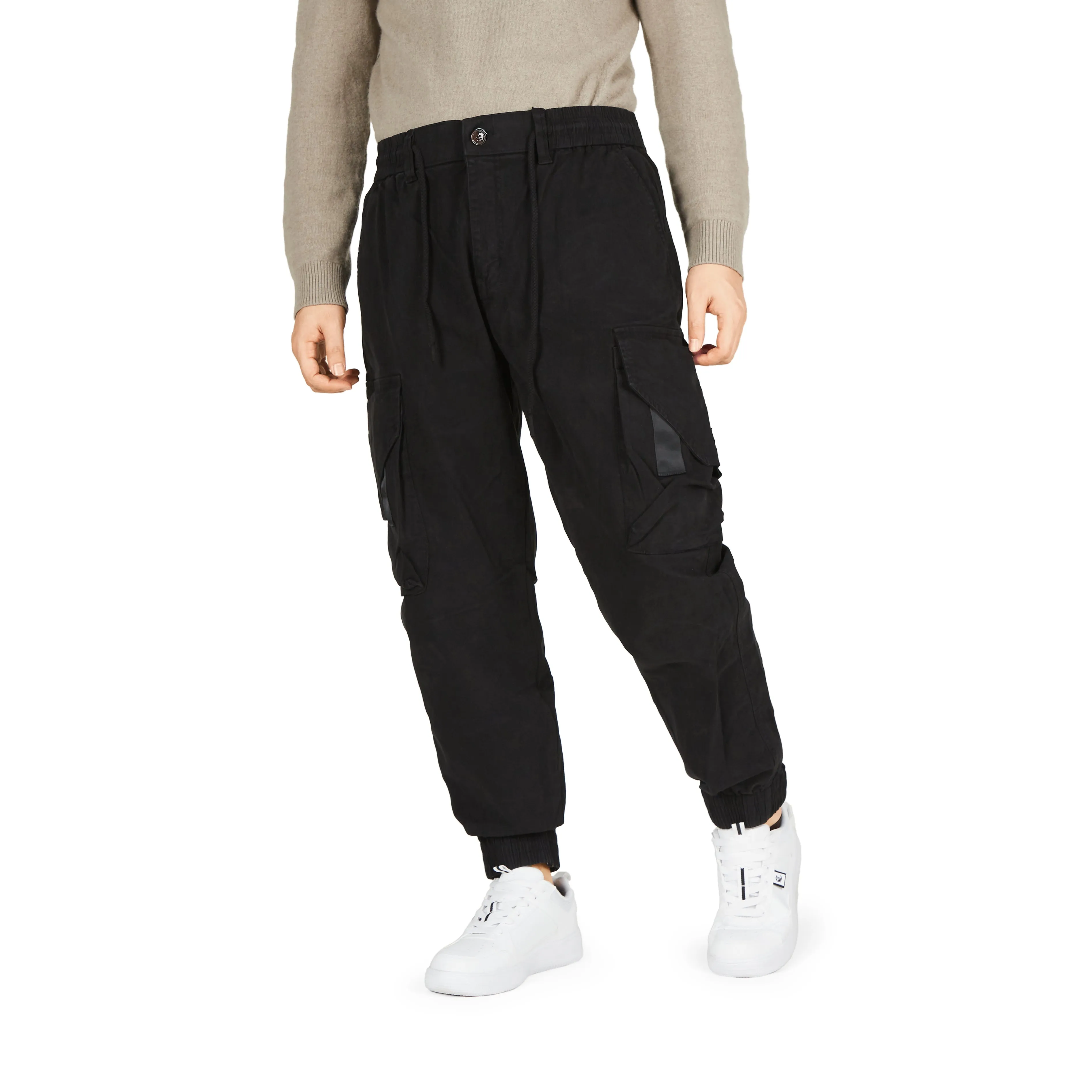 THREE-DIMENSIONAL MULTI-POCKET CARGO PANTS